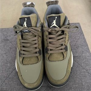 Used Jordan 4 Olive